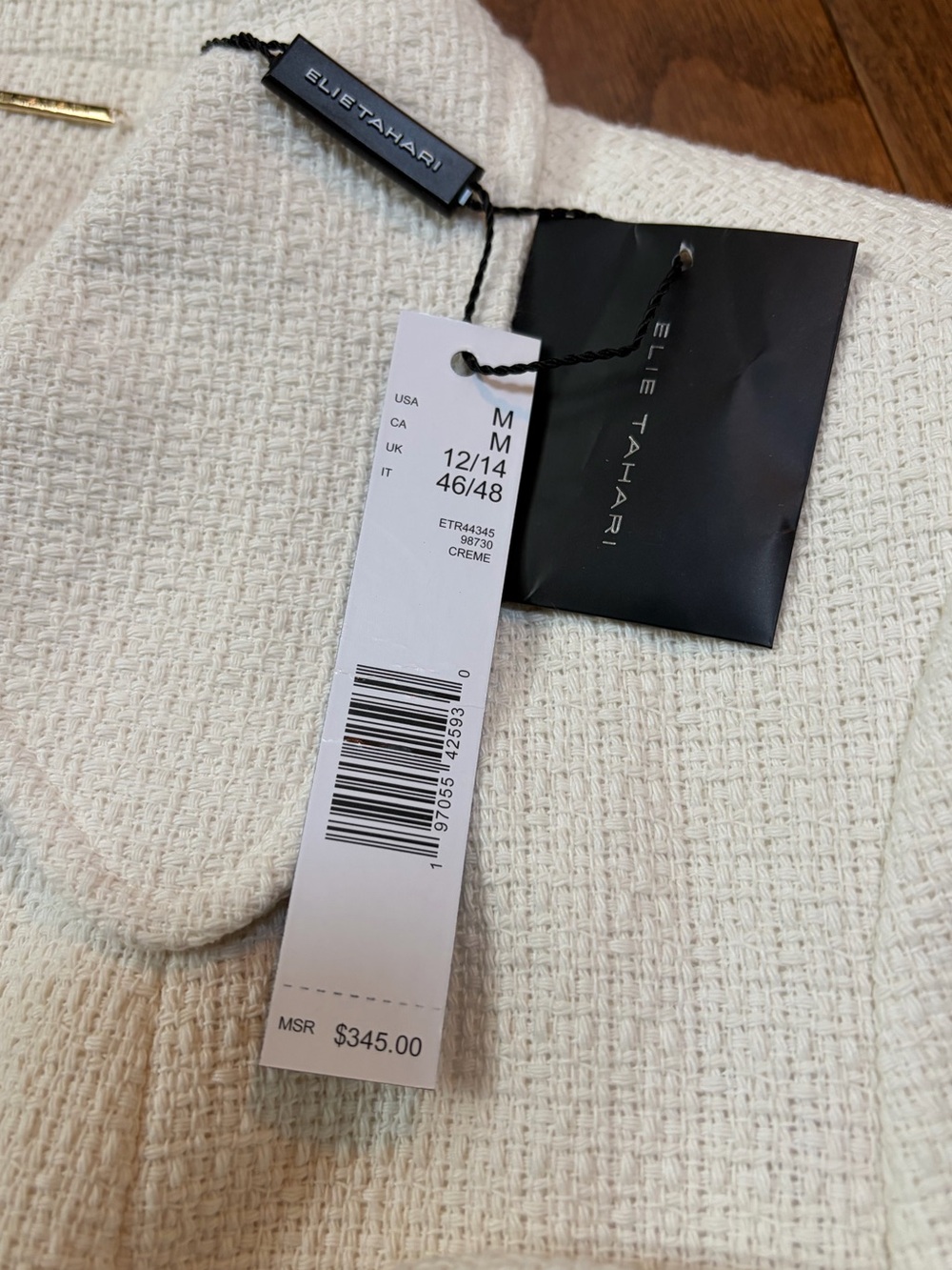 Elie Tahari Ivory Bouclé Structured Tweed Crop Jacket Gold Button Coat Size M - Picture 5 of 9